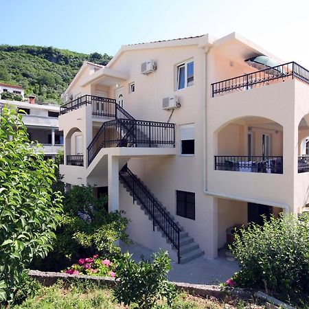 Apartments Raicevic 부드바 객실 사진