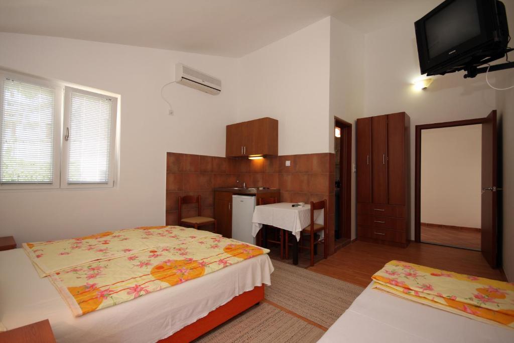 Apartments Raicevic 부드바 객실 사진
