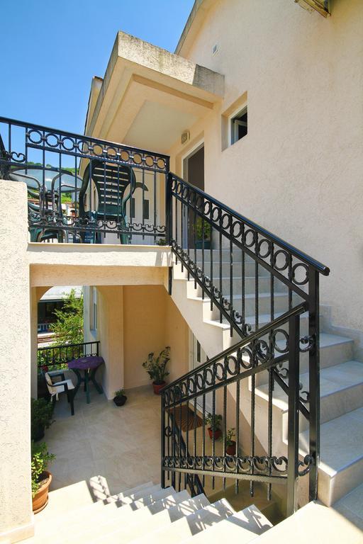 Apartments Raicevic 부드바 외부 사진